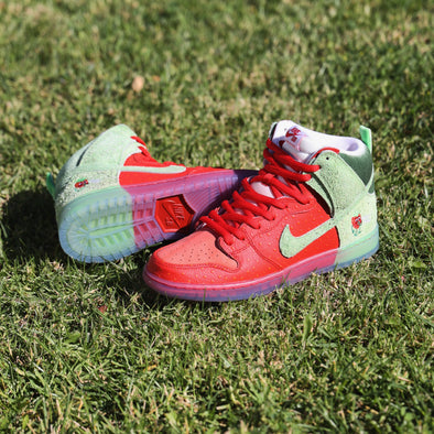 Nike SB: Dunk High Pro QS "Strawberry" Raffle Details