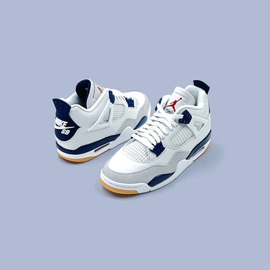 Nike SB x Air Jordan 4 Navy Raffle Detail