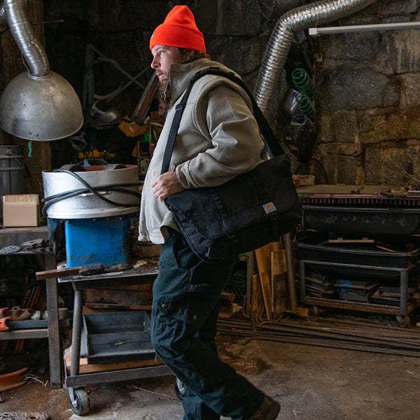 CARHARTT CARGO SERIES MESSENGER BAG TARMAC – Xtreme Boardshop ( )