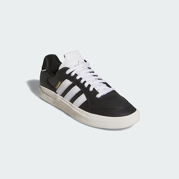 Adidas Tyshawn Low Core Black/Cloud White/Chalk White