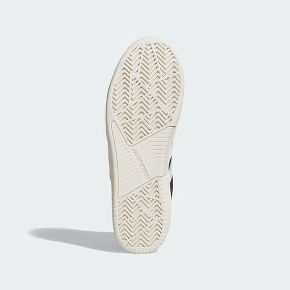 Adidas Tyshawn Low Core Black/Cloud White/Chalk White