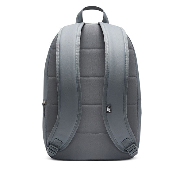 Nike Heritage Backpack 25L Smoke Grey/Smoke Grey/White – Xtreme Boardshop (XBUSA.COM) Nike Heritage Backpack 25L Smoke Grey/Smoke Grey/White – Xtreme Boardshop (XBUSA.COM)