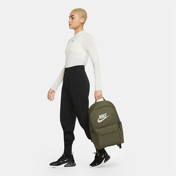 Nike Heritage Backpack 25L Medium Olive/Medium Olive/Summit White