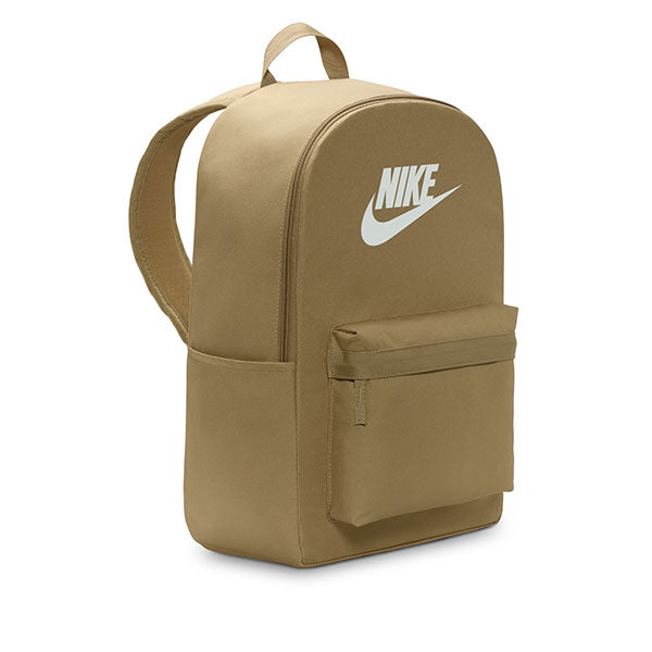 Nike Heritage Backpack 25L Parachute Beige/Parachute Beige/Summit Whit Xtreme Boardshop (XBUSA.COM) Nike Heritage Backpack 25L Parachute Beige/Parachute Beige/Summit Whit Xtreme Boardshop (XBUSA.COM)