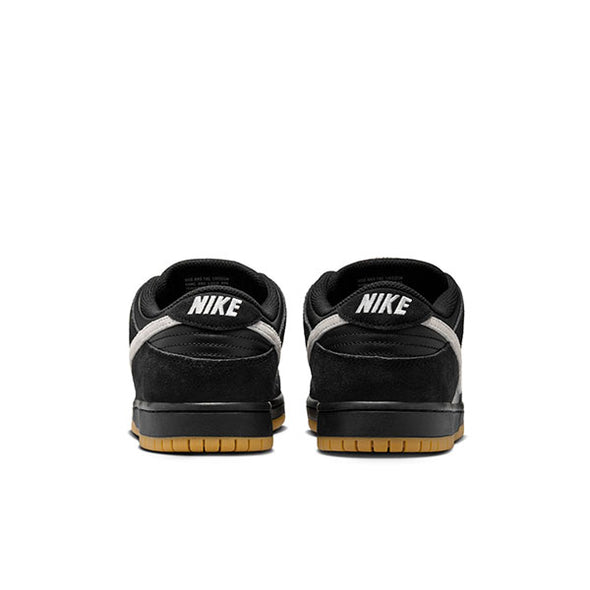 Nike SB Dunk Low Pro Black/White/Black/Gum