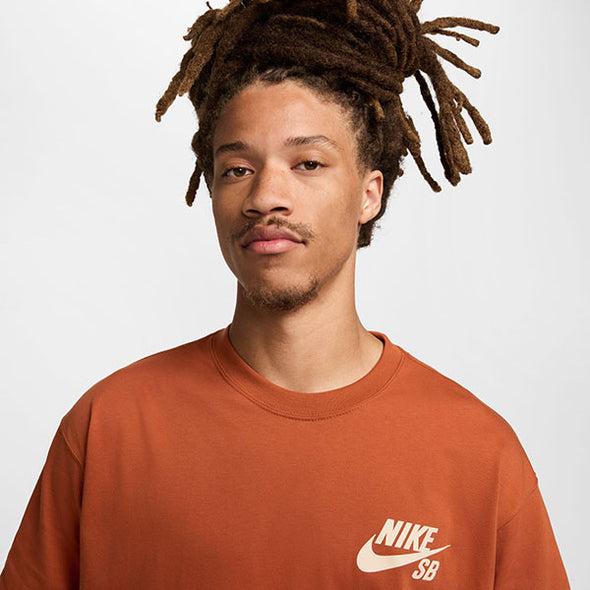 Nike SB Logo Tee Light Dark Russet