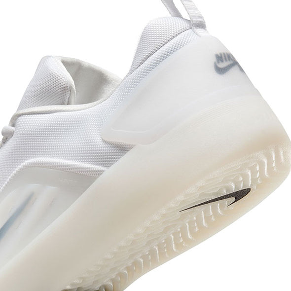 Nike SB Zoom Nyjah 4 White/White/Black/Black