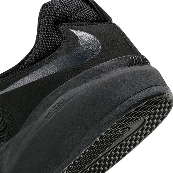 Nike SB Ishod Wair Premium Black/Black/Black/Black