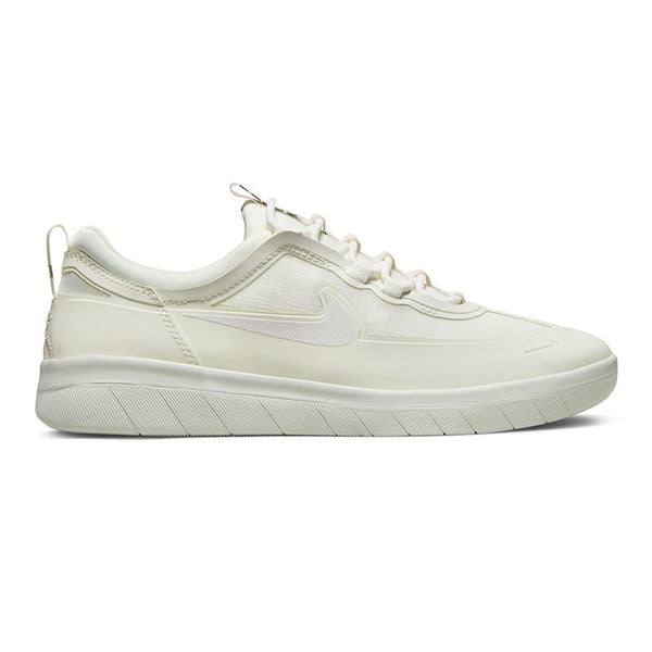 Nike SB Nyjah Free 2 Summit White/Summit White/Summit White â Xtreme Boardshop (XBUSA.COM)