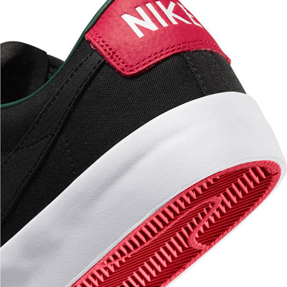 Nike SB Zoom Blazer Low Pro GT Premium Black/Black/Varsity Red/Fir